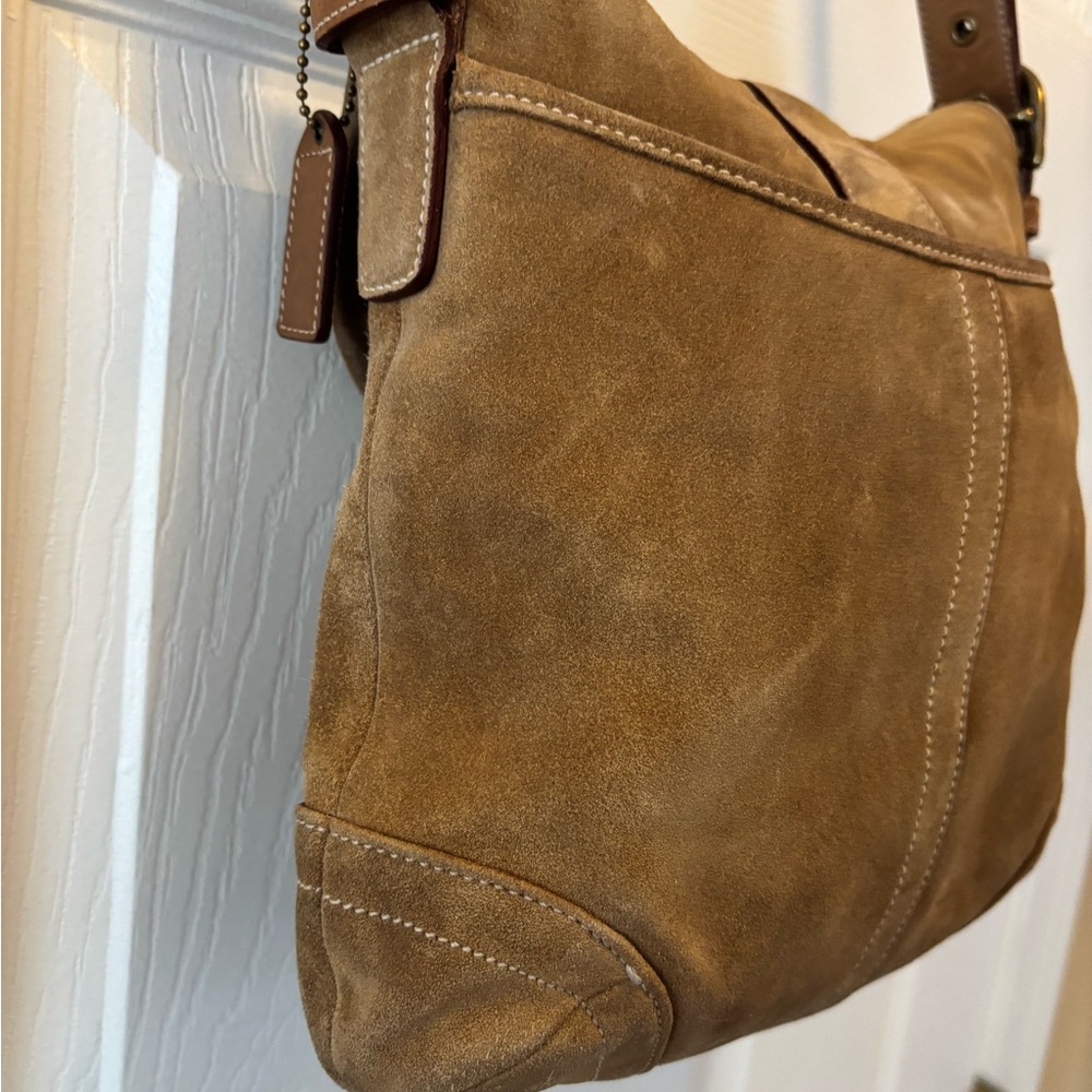 Coach VINTAGE Y2K SoHo D05Q-9482 Tan Suede Hobo Bag w Adjust Leather Strap VGUC - Picture 10 of 15